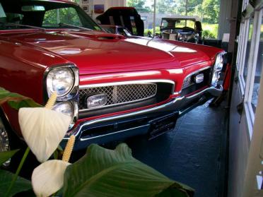  ©The Classic Car Gallery, Bridgeport, CT, USA