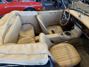  ©The Classic Car Gallery, Bridgeport, CT, USA