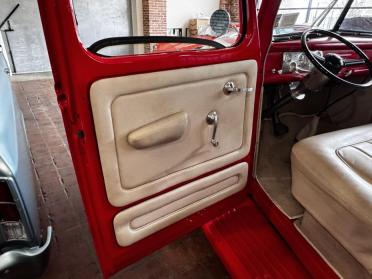  ©The Classic Car Gallery, Bridgeport, CT, USA
