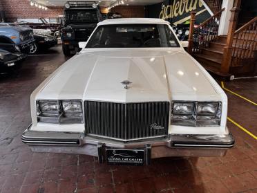  ©The Classic Car Gallery, Bridgeport, CT, USA