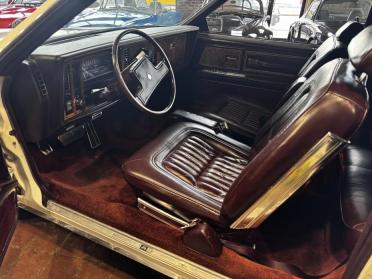  ©The Classic Car Gallery, Bridgeport, CT, USA