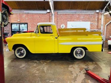  ©The Classic Car Gallery, Bridgeport, CT, USA