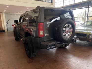 2008 Hummer H3 For Sale ©The Classic Car Gallery, Bridgeport, CT, USA