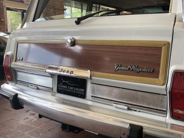  ©The Classic Car Gallery, Bridgeport, CT, USA