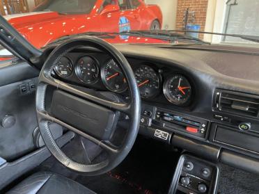 1987 Porsche 911 TARGA interior ©The Classic Car Gallery, Bridgeport, CT, USA