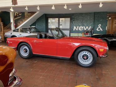 1971 Triumph TR6 For Sale ©The Classic Car Gallery, Bridgeport, CT, USA