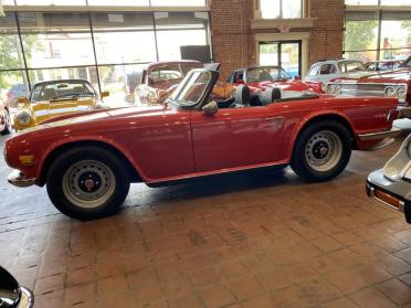 1971 Triumph TR6 For Sale ©The Classic Car Gallery, Bridgeport, CT, USA