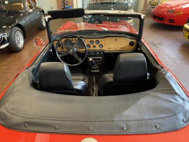 1971 Triumph TR6 interior ©The Classic Car Gallery, Bridgeport, CT, USA