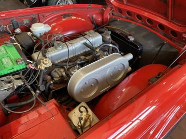 1971 Triumph TR6 engine 2.5-liter inline-six ©The Classic Car Gallery, Bridgeport, CT, USA