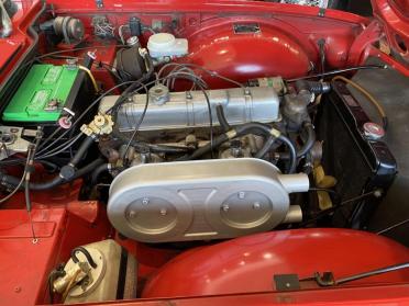 1971 Triumph TR6 engine 2.5-liter inline-six ©The Classic Car Gallery, Bridgeport, CT, USA