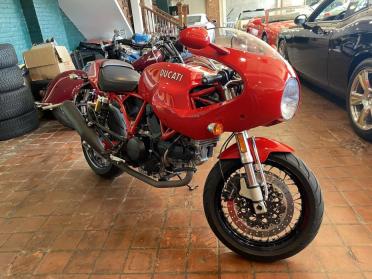 2008 Ducati 1000S Motorcycle For Sale ©The Classic Car Gallery, Bridgeport, CT, USA