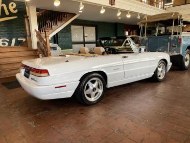 White Alfa Romeo Spider for sale ©The Classic Car Gallery, Bridgeport, CT, USA