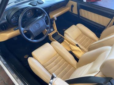 1991 Alfa Romeo interior ©The Classic Car Gallery, Bridgeport, CT, USA