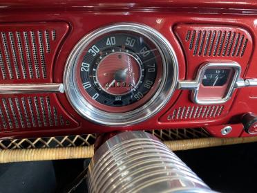 1967 Volkswagen Beetle interior ©The Classic Car Gallery, Bridgeport, CT, USA