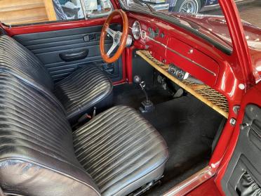 1967 VW Bug interior ©The Classic Car Gallery, Bridgeport, CT, USA