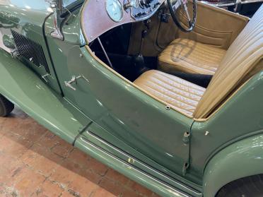 1948 MG TC interior ©The Classic Car Gallery, Bridgeport, CT, USA