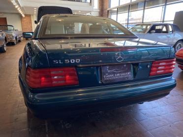 Convertible 1998 Mercedes-Benz SL500 For Sale ©The Classic Car Gallery, Bridgeport, CT, USA