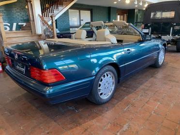 Convertible 1998 Mercedes-Benz SL500 For Sale ©The Classic Car Gallery, Bridgeport, CT, USA