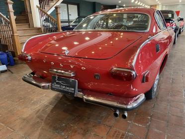 1970 Volvo P1800E For Sale ©The Classic Car Gallery, Bridgeport, CT, USA