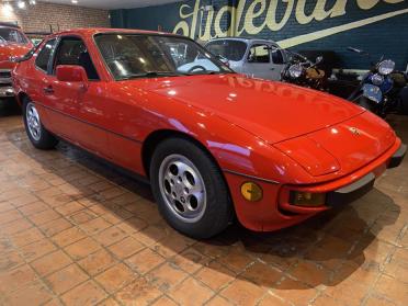 1987 Porsche 924S For Sale ©The Classic Car Gallery, Bridgeport, CT, USA