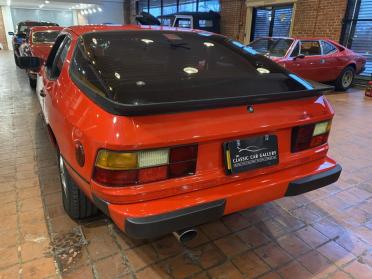 1987 Porsche 924S For Sale ©The Classic Car Gallery, Bridgeport, CT, USA