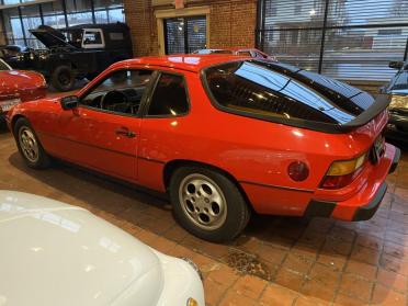 1987 Porsche 924S For Sale ©The Classic Car Gallery, Bridgeport, CT, USA