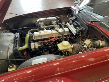 1974 Triumph TR6 engine 2.5 LITER 6 CYLINDER ©The Classic Car Gallery, Bridgeport, CT, USA