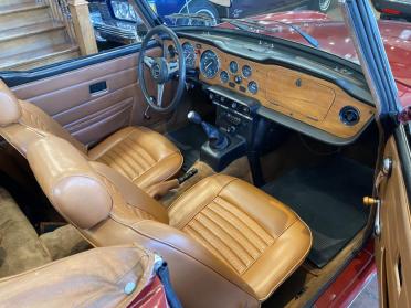 1974 Triumph TR6 interior ©The Classic Car Gallery, Bridgeport, CT, USA