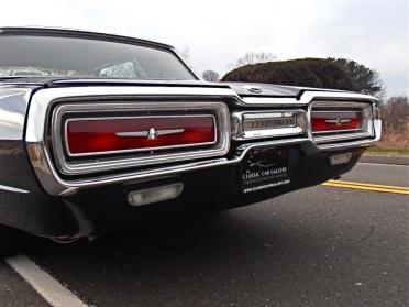 ©The Classic Car Gallery, Bridgeport, CT, USA