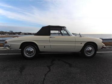  ©The Classic Car Gallery, Bridgeport, CT, USA